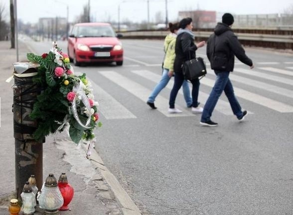 Niebezpieczny wiadukt na ul. Przybyszewskiego do rozbiórki!