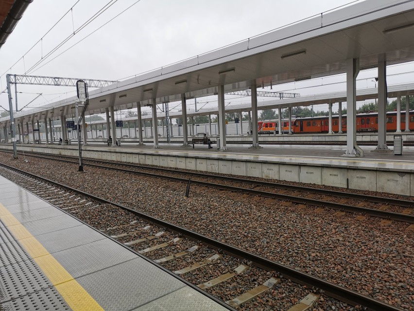Zakończyła się przebudowa stacji w Trzebini. Podróż do Krakowa lub Katowic zajmuje 30 minut [ZDJĘCIA]