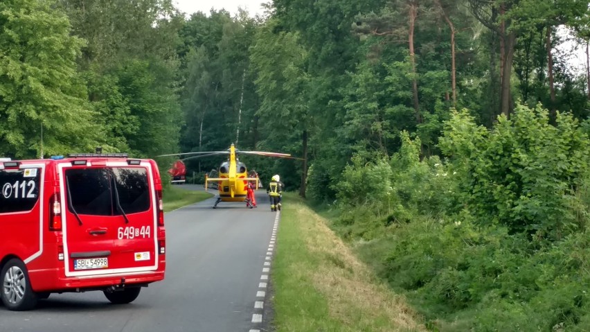 Po wypadku w Lędzinach na drodze lądował helikopter LPR