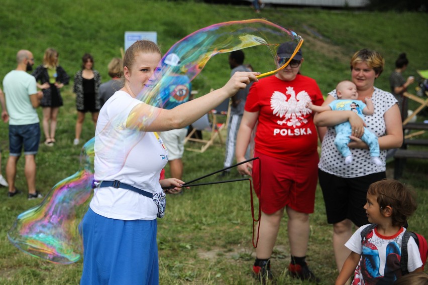 Kraków. Piknik wielokulturowy na PrzyStań na Plaży na Bulwarze Kurlandzkim [ZDJĘCIA]