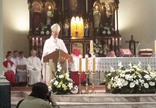 Msza w Szopienicach została odprawiona przez arcybiskupa katowickiego Wiktora Skworca