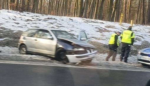 21.02.2021. Kolizja na DK94 w Olkuszu