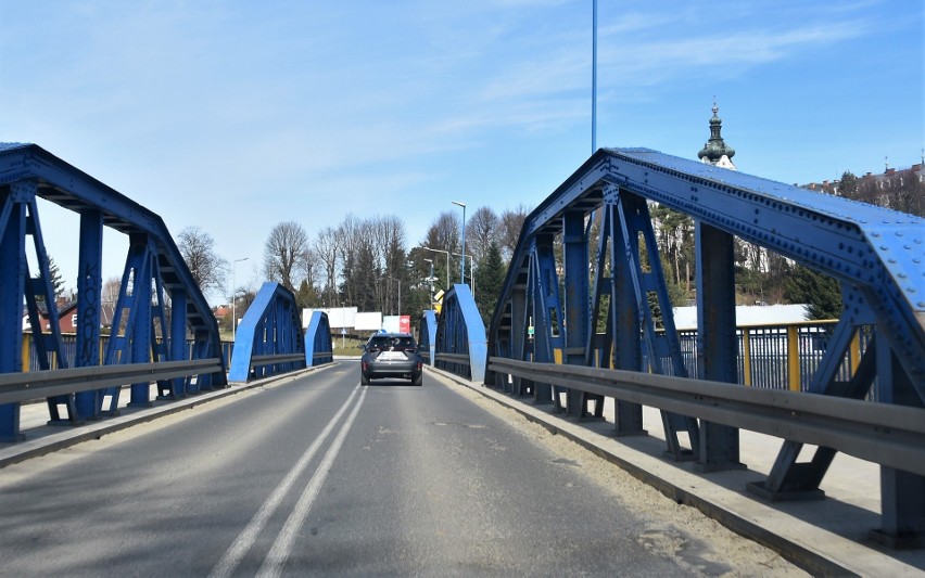 Gmina Tuchów przejęła odcinek DW 977 od mostu na Białej do...