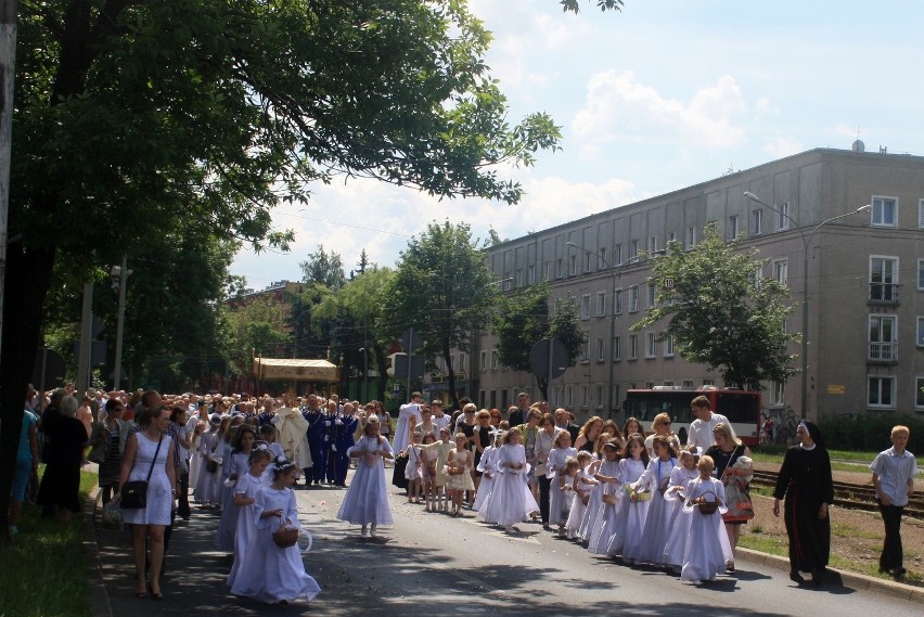 Boże Ciało 2014: procesja w Dąbrowie Górniczej