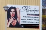 Monica Bellucci twarzą salonu Afrodyta. Jej zdjęcie nielegalnie umieszczono na reklamie