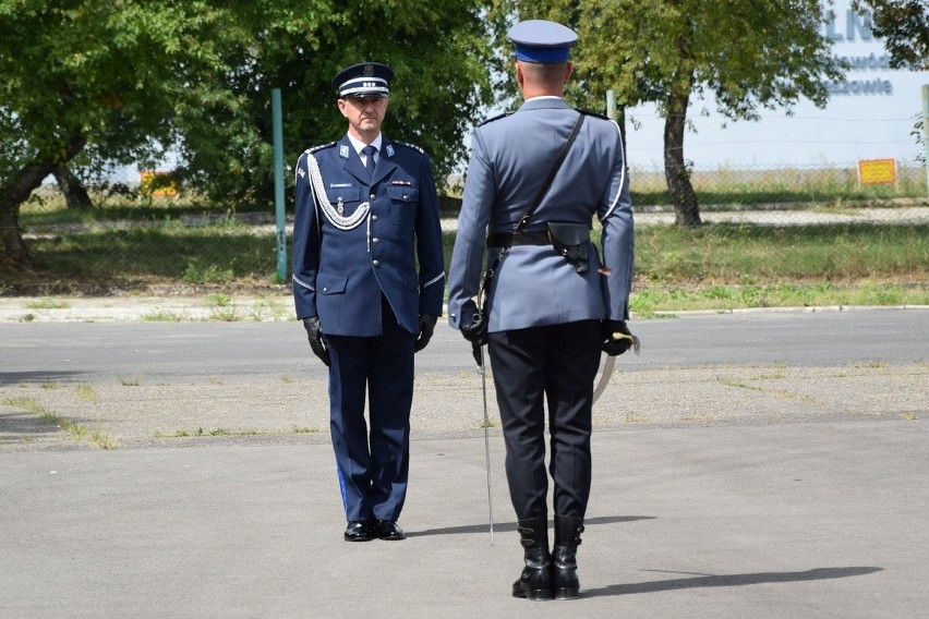 52 nowych podkarpackich policjantów złożyło w Rzeszowie ślubowanie [ZDJĘCIA]