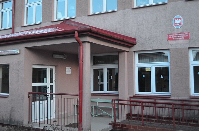 Reorganizacja sieci szkół w Jarosławiu może oznaczać wyrok dla placówek takich jak SP 9