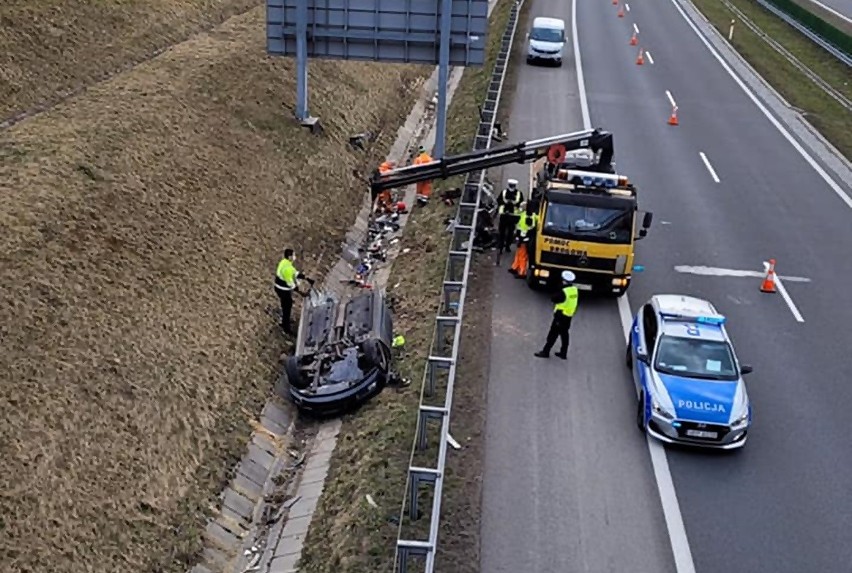 Wypadek na autostradzie A1 w Świerklanach....