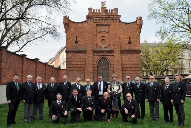 Rada królewska w składzie, który podjął decyzje dotyczące wprowadzenia do Bractwa relikwii św. Jana Pawła II