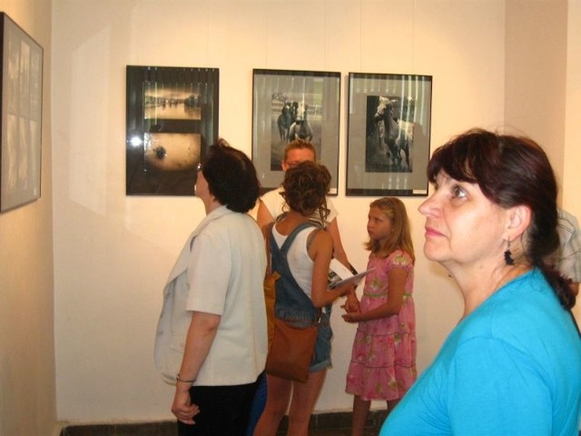 Wystawy pokonkursowe fotografii artystycznej zawsze cieszą się dużym zainteresowaniem wśród mieszkańców Żar