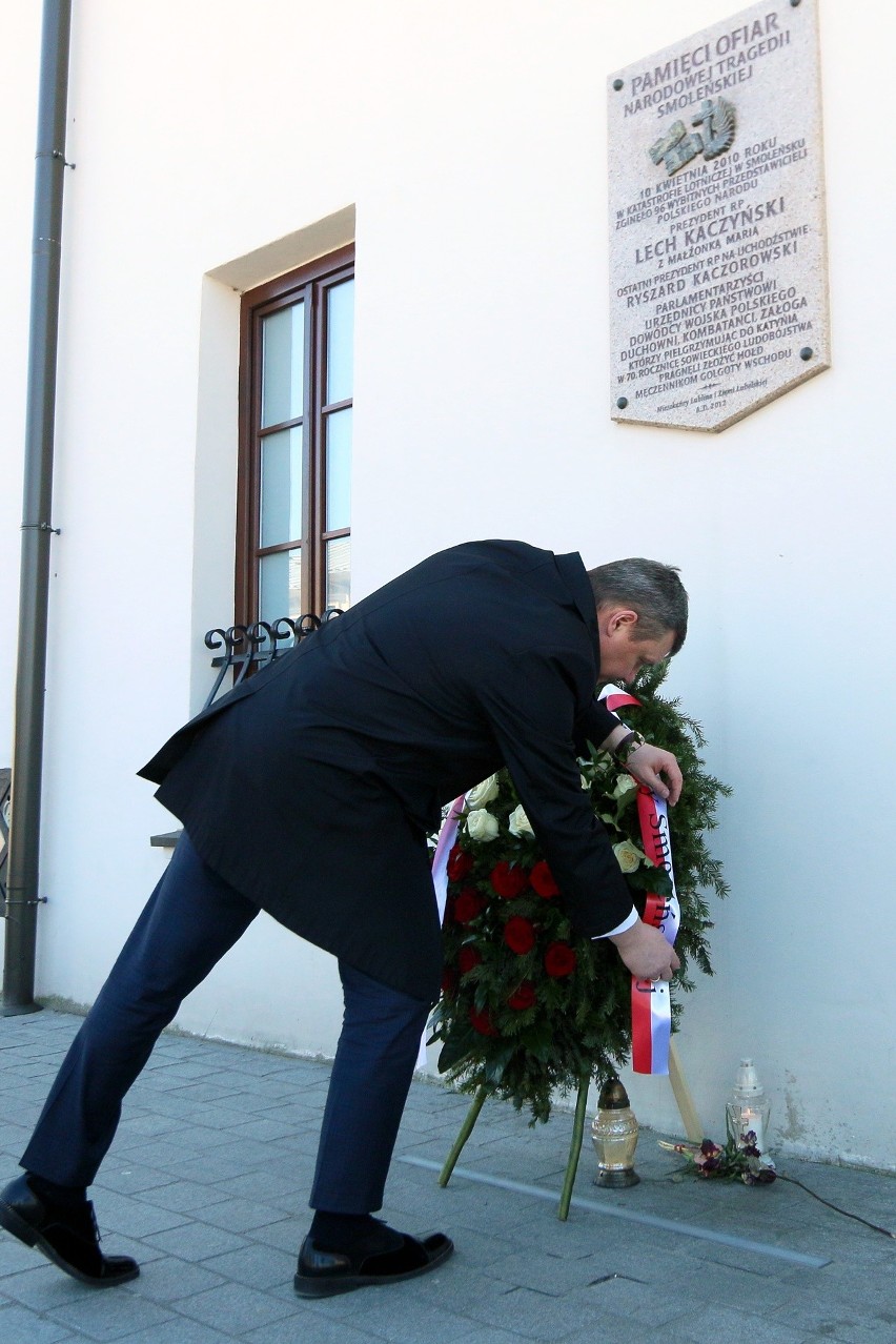 Obchody 10. rocznicy katastrofy smoleńskiej w Lublinie. Zobacz zdjęcia i wideo