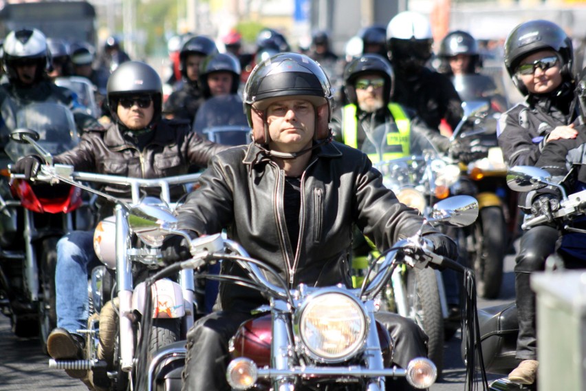 Rozpoczęcie sezonu motocyklowego 2018 w Lublinie. Przez miasto przejechała głośna parada (ZDJĘCIA)