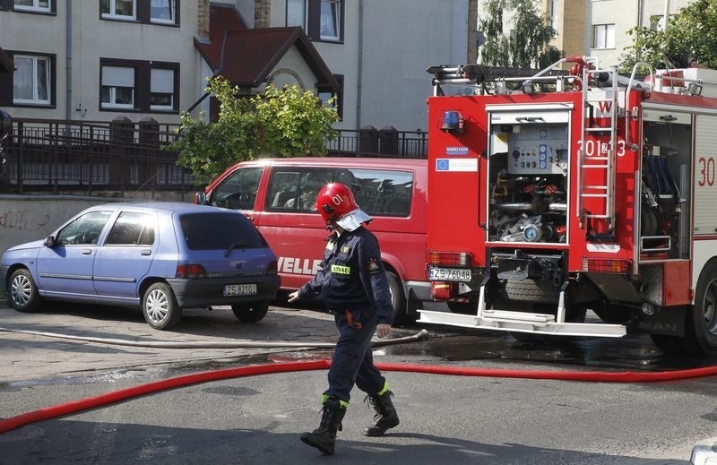 Pożar czteropiętrowego domu w Szczecinie