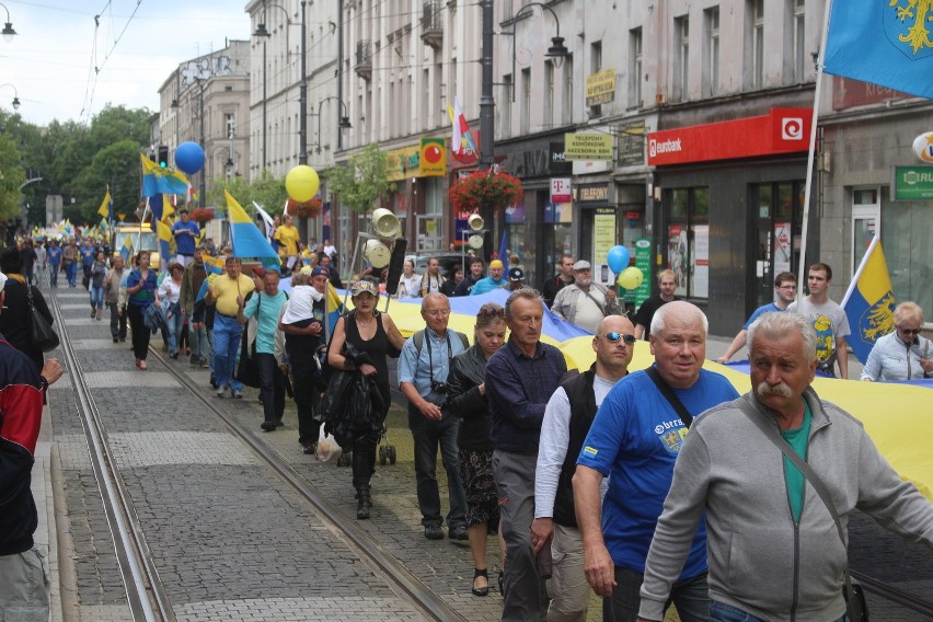 Marsz Autonomii 2016 ulicami Katowic ZDJĘCIA