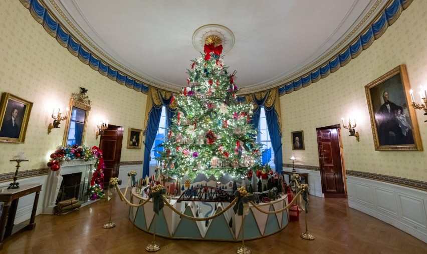 Świąteczne drzewko zawitało również do Białego Domu....