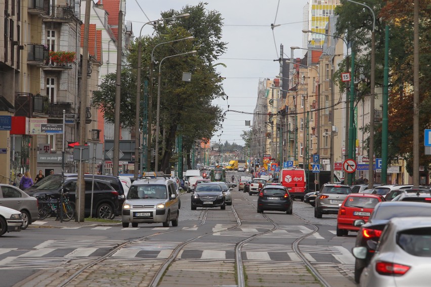 Ul. Dąbrowskiego - kolejna z dróg w Poznaniu, gdzie...