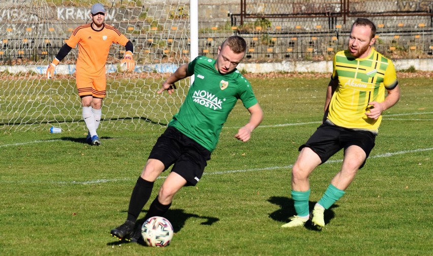 V liga piłkarska, Wadowice: Górnik Brzeszcze - Brzezina...