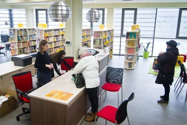 Biblioteka na Okolu od niedawna wynajmuje pomieszczenia na piętrze nowoczesnego biurowca