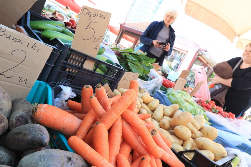 Na rynkach rosły ostatnio ceny pietruszki i cebuli. W 2019...