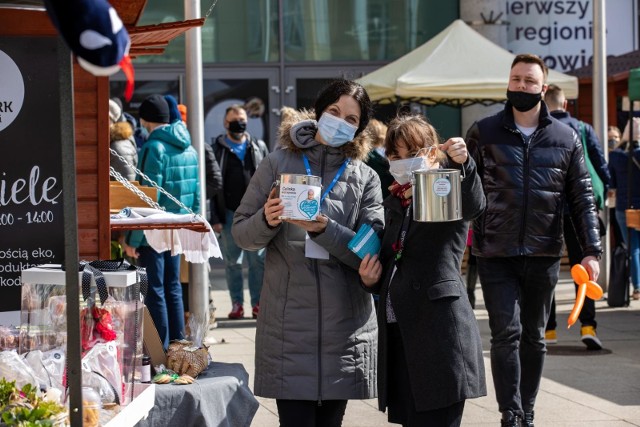 W niedzielę, 28 marca, w centrum Bydgoszczy odbył się świąteczny Frymark bydgoski, podczas którego był prowadzony także wielkanocny kiermasz na rzecz Celinki Andrzejewskiej z Szubina