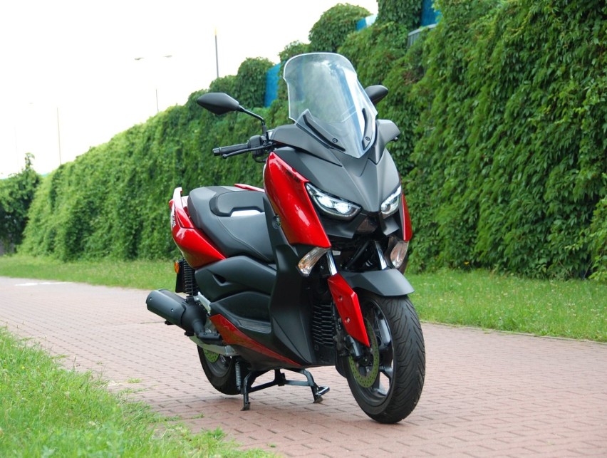 Yamaha XMAX 125...