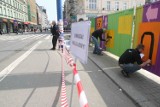 Katowice: Graffiti na płocie dworca pkp w ramach Centrum KTW