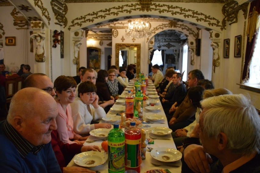 Uroczysta Wielkanoc stowarzyszenia "Tacy Sami" w Ostrowcu
