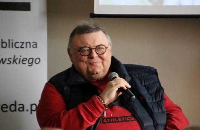 Wojciech Mann podczas jednego ze spotkań autorskich