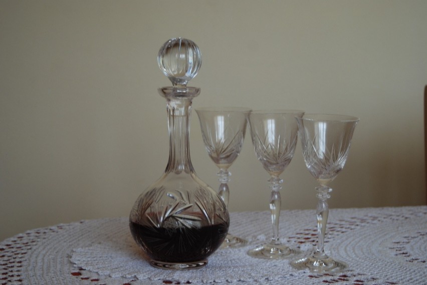Wino domowe z czarnej porzeczki i malin, powiat kraśnicki