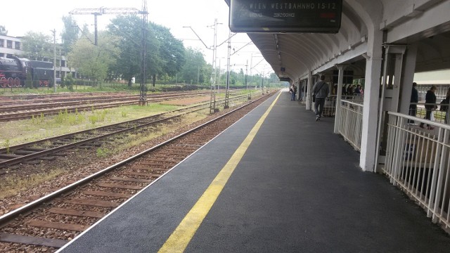 Remont peronu stacji Sosnowiec Główny