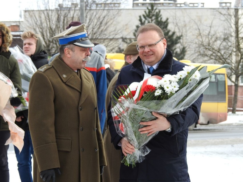 W czwartek o godz. 12 rozpoczęła się uroczystość przed...