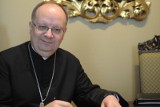 Biskup opolski zachęca do modlitwy o pokój