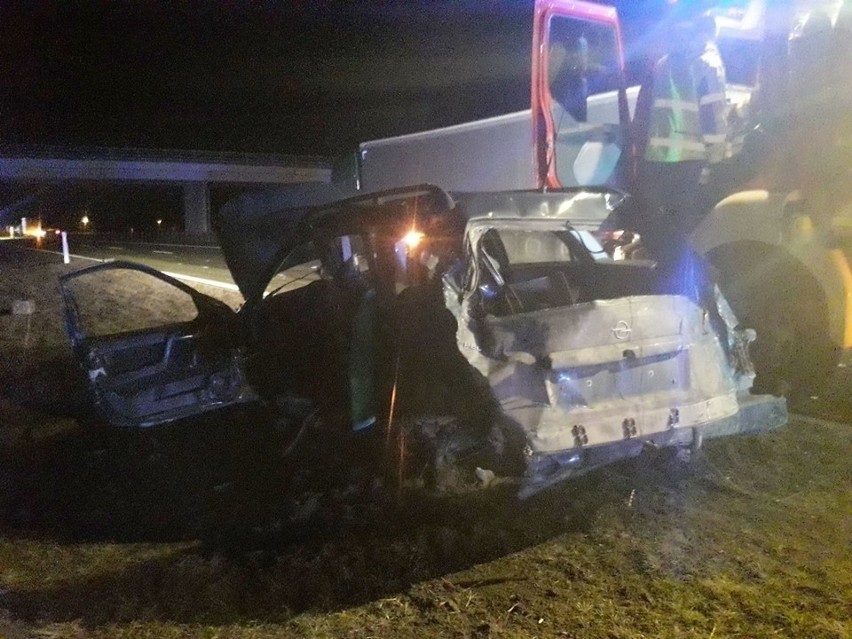 Tragiczny wypadek na A1. Kierowca jechał pod prąd i uciekł z miejsca zdarzenia. Usłyszał zarzuty