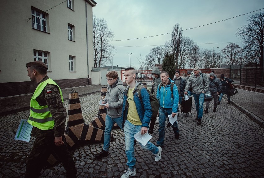 Pierwsza „szesnastka” zachodniopomorskich terytorialsów. A po feriach pierwsza przysięga