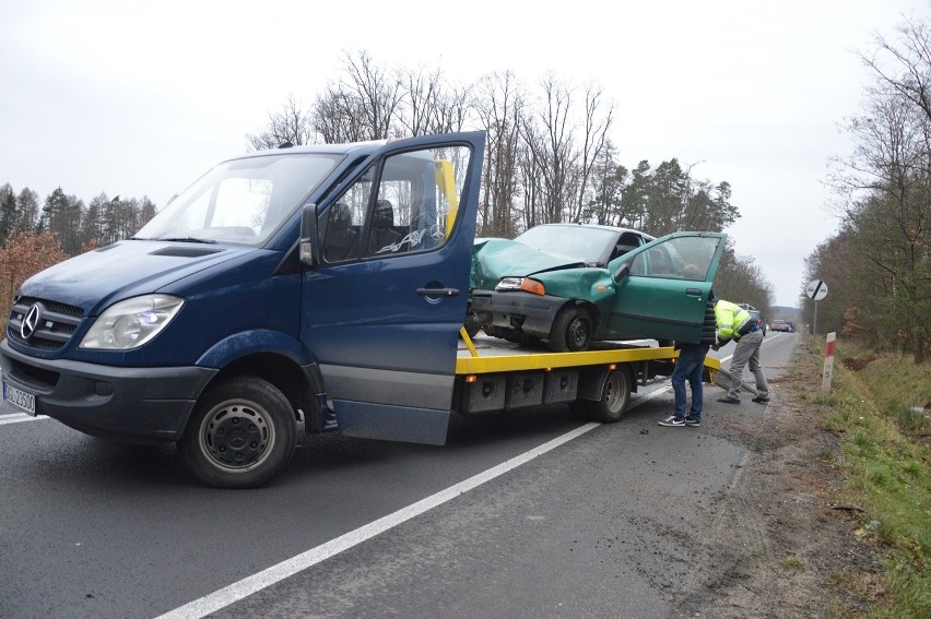 Auto skończyło w rowie [FOTO]