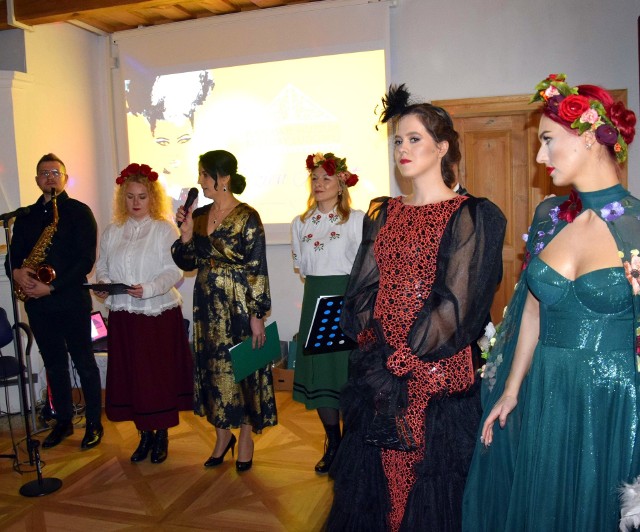 Uczestniczki dowiedziały się, jak w modę polską wprowadzić kulturę ludową