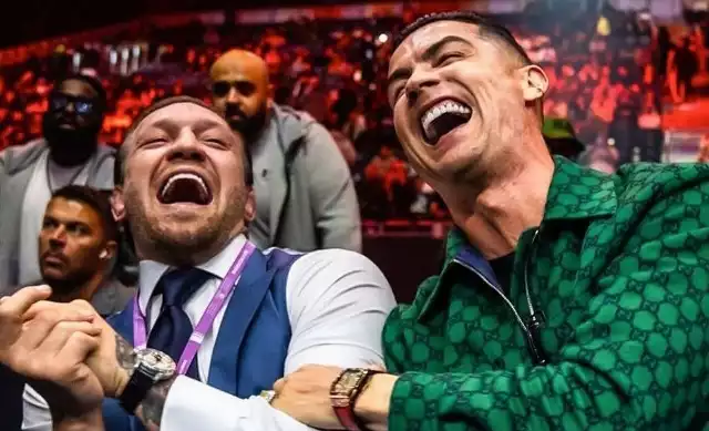Conor McGregor i Cristiano Ronaldo na wieczorze bokserskim w Kingdom Arena w Rijadzie