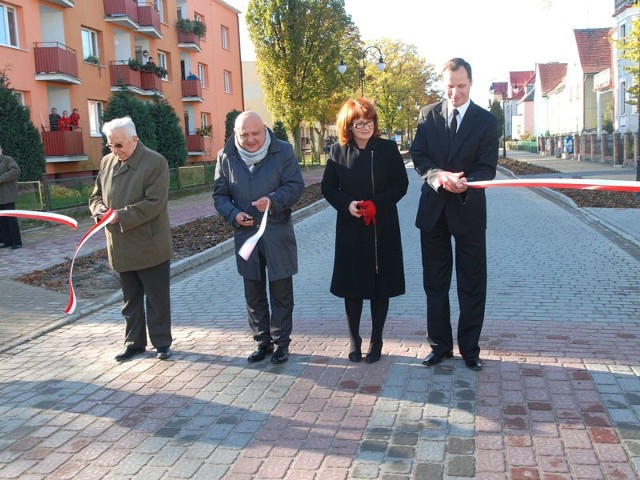 Partnerami w projekcie realizowanym przez miasto Sławno była gmina Sławno (dofinansowanie w kwocie 50 tysięcy złotych) oraz powiat sławieński (dofinansowanie w kwocie 200 tysięcy złotych). 