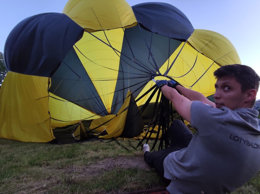 Białostoczek. Awaryjne lądowanie balonu promującego...