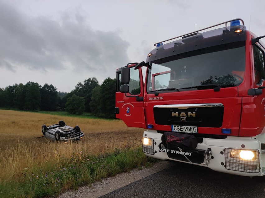 Na miejscu strażacy znaleźli auto, ale nie kierowcę.