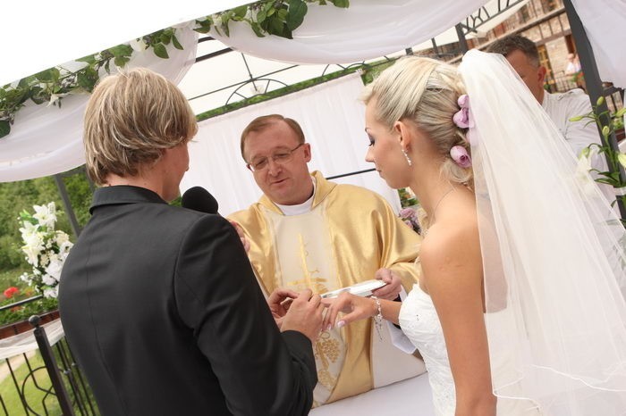 Ślub Mantasa Cesnauskisa i Kingi w Dolinie Charlotty