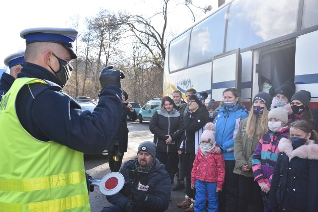 Akcja policji i inspekcji transportu drogowego na Wiślance.Zobacz kolejne zdjęcia. Przesuwaj zdjęcia w prawo - naciśnij strzałkę lub przycisk NASTĘPNE