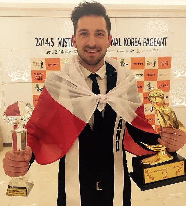 Rafał Maślak napisał na facebooku, że jest najszczęśliwszym człowiekiem na świecie. W sobotę podczas wyborów Mister International w Seulu został wybrany trzecim wicemisterem!  