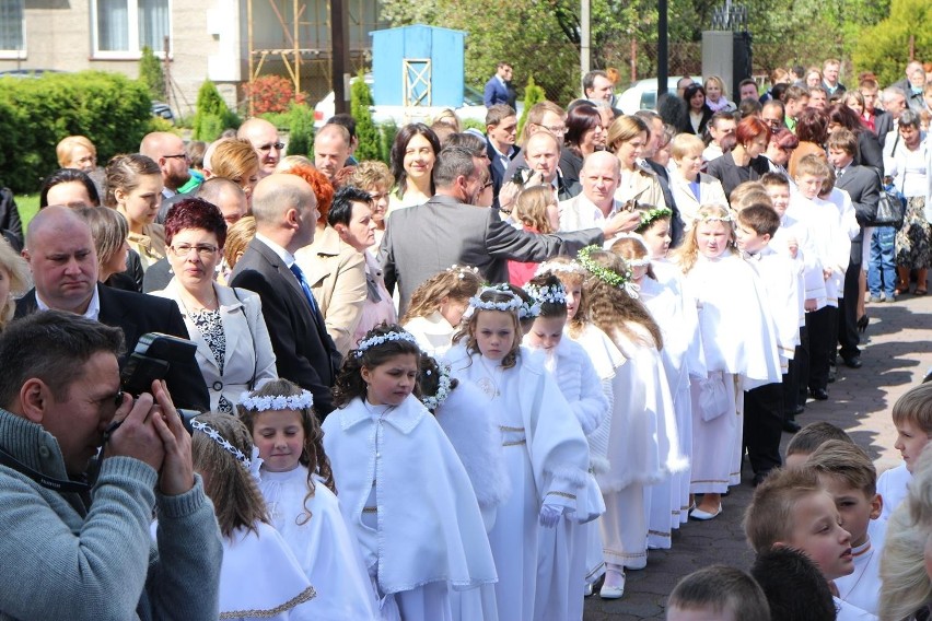 Pierwsza Komunia Św. w parafii Chrystusa Króla w...