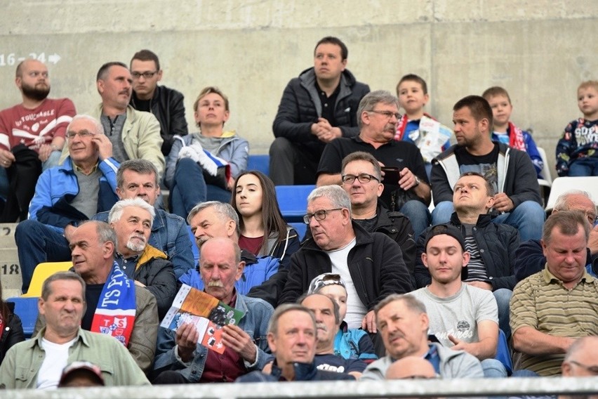 Podbeskidzie - Odra Opole 3:1. Mali Kuloodporni wyprowadzali piłkarzy [ZDJĘCIA KIBICÓW]