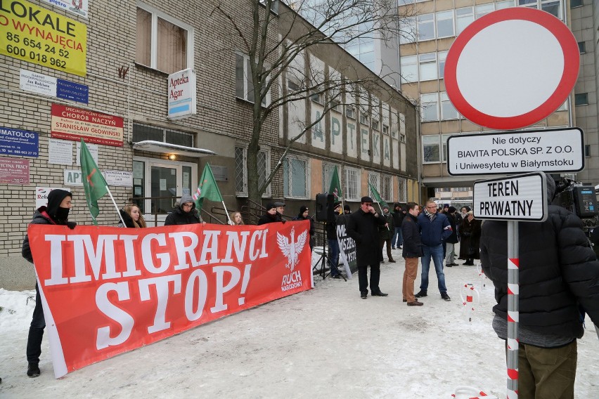 Młodzież Wszechpolska zorganizowała protest przeciwko uchodźcom (zdjęcia, wideo)