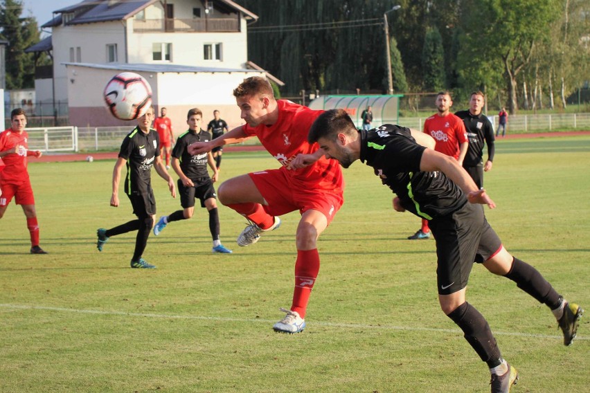 GKS Kowale zakończył przygodę w regionalnym Pucharze Polski. Ojciec i syn w jednej drużynie po przejściach [zdjęcia]