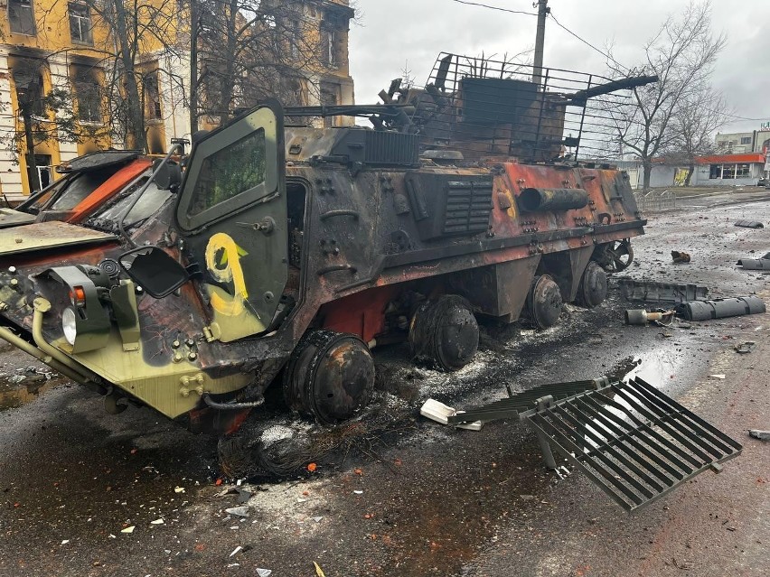 Rosyjskie rakiety niszczą Charków. Tak wygląda miasto po wielu ostrzałach [ZDJĘCIA]