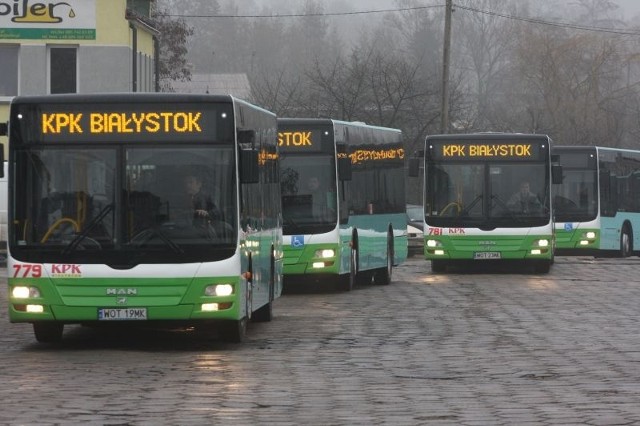 Z powodu miejskiego sylwestra od godz. 21:00 31 grudnia do godz. 14:00  1stycznia trasy autobusów ulegną zmianom.