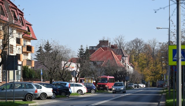 Tabliczki na budynkach ulicy 16 Stycznia oraz w dokumentach mieszkańców i właścicieli firm tam ulokowanych nie zmienią się